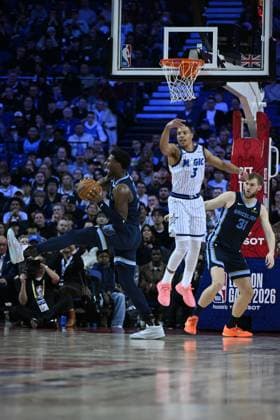 Orlando Magic v Memphis Grizzlies - NBA, Basketball Herren, USA London 2026 LONDON, UNITED KINGDOM - JANUARY 18: Desmond Bane (3) of Orlando Magic in action during the NBA London 2026 game between the Orlando Magic and the Memphis Grizzlies at O2 Arena in London, United Kingdom, on January 18, 2026. Rasid Necati Aslim Anadolu London United Kingdom. Editorial use only. Please get in touch for any other usage.  Copyright: x2026xAnadoluxRasidxNecatixAslimx