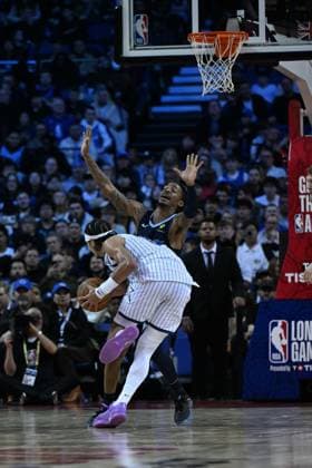Orlando Magic v Memphis Grizzlies - NBA, Basketball Herren, USA London 2026 LONDON, UNITED KINGDOM - JANUARY 18: Ja Morant (rear) of Memphis Grizzlies in action during the NBA London 2026 game between the Orlando Magic and the Memphis Grizzlies at O2 Arena in London, United Kingdom, on January 18, 2026. Rasid Necati Aslim Anadolu London United Kingdom. Editorial use only. Please get in touch for any other usage.  Copyright: x2026xAnadoluxRasidxNecatixAslimx