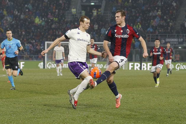 CALCIO - Serie A - Bologna FC vs ACF Fiorentina Tommaso Pobega of Bologna FC battle for the ball with Pietro Camuzzo of ACF Fiorentina during Bologna BFC vs ACF Fiorentina, 21Â° Serie A Enilive 2025-26 game at Renato Dall Ara stadium in Bologna (BO), Italy, on January 18, 2026. Bologna Italy  Copyright: xIPAxSport ABACAx