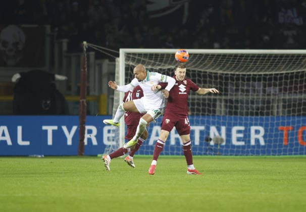 CALCIO - Serie A - Torino FC vs AS Roma Donyell Malen of AS Roma and Ardian Ismajli of Torino FC during the Italian Serie A, 2025 26 season, football match between Torino FC and AS Roma on 18 January 2026, at Stadio Olimpico Grande Torino, Italy. Photo Nderim KACELI Turin Italy  Copyright: xIPAxSport ABACAx