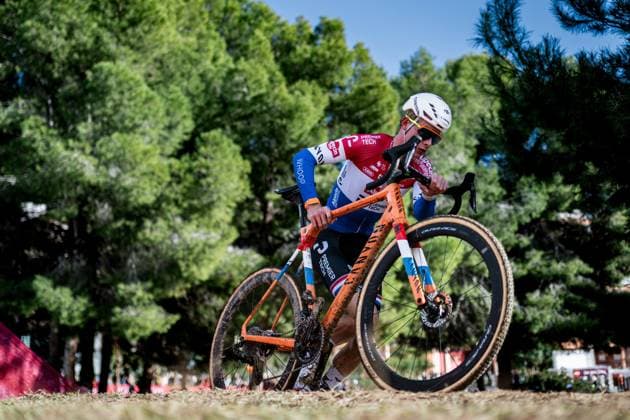 UCI Cyclocross World Cup 2025-2026 Benidorm BENIDORM, SPAIN - JANUARY 18 : Del Grosso Tibor (NED) of Alpecin - Premier Tech during the 10th leg of the Benidorm UCI Cyclocross World Cup 2025-2026 a cyclocross race for Men Elite on January 18, 2026 in Benidorm, Spain, 18 01 2026 ( Benidorm Spain  Copyright: xBillyxCeustersx