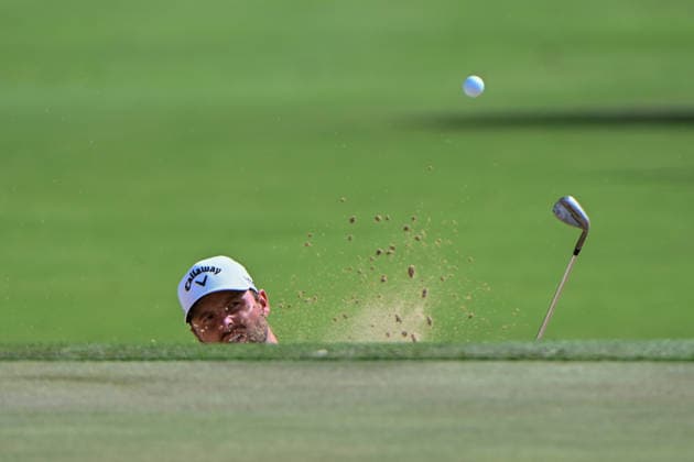 HONOLULU, HI - JANUARY 18: Adam Svensson (CAN) hits from the trap on 1 during the final round of the Sony Open on January 18, 2026, at Waialae Country Club, Honolulu, Hawaii. (Photo by Ken Murray Icon Sportswire) GOLF: JAN 18 PGA, Golf Herren Sony Open in Hawaii EDITORIAL USE ONLY Icon2601180194
