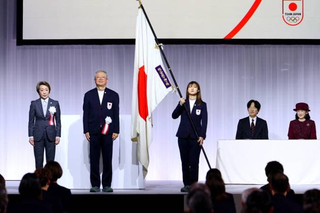 (L-R) JOCSeiko Hashimoto, Hidehito Ito, Kaori Sakamoto (JPN), Crown Prince Akishino, Princess Kiko, JANUARY 18, 2026 - Olympic : Japan national team, Nationalteam Organization Ceremony for the Milano Cortina 2026 Olympic Winter games, Winterspiele,Spiele, Summer games in Chiba, Japan. Noxthirdxpartyxsales  aflo_316488359