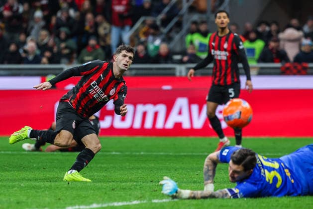 CALCIO - Serie A - AC Milan vs US Lecce Christian Pulisic of AC Milan seen in action during Serie A 2025 26 football match between AC Milan and US Lecce at San Siro Stadium in Milan Milan Italy  Copyright: xIPAxSport ABACAx