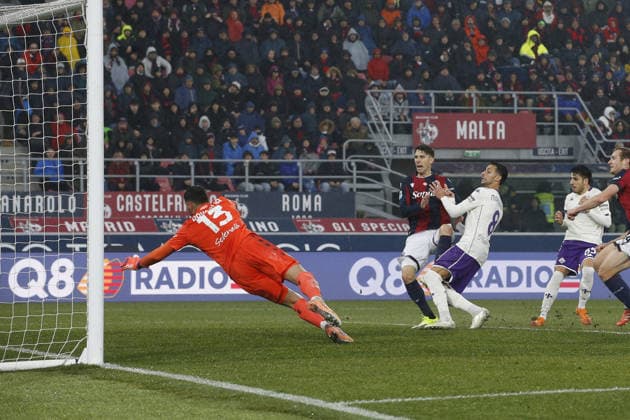 CALCIO - Serie A - Bologna FC vs ACF Fiorentina Rolando Mandragora of ACF Fiorentina scores a goal during Bologna BFC vs ACF Fiorentina, 21Â° Serie A Enilive 2025-26 game at Renato Dall Ara stadium in Bologna (BO), Italy, on January 18, 2026. Bologna Italy  Copyright: xIPAxSport ABACAx
