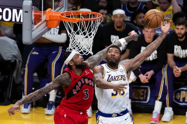 January 18, 2026, Los Angeles, California, USA: Toronto Raptors Brandon Ingram (3) blocks a shot by Los Angeles LakersÃ¢â‚¬â ¢ Marcus Smart (36) during an NBA, Basketball Herren, USA basketball game at Crypto.com Arena on Sunday, Jan. 18, 2026 in Los Angeles. Los Angeles USA - ZUMAc68_ 20260118_zaf_c68_057 Copyright: xRingoxChiux