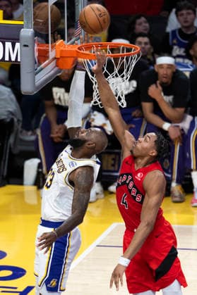 January 18, 2026, Los Angeles, California, USA: Los Angeles LakersÃ¢â‚¬â ¢ LeBron James (23) goes past Toronto Raptors Scottie Barnes (4) to the basket during an NBA, Basketball Herren, USA basketball game at Crypto.com Arena on Sunday, Jan. 18, 2026 in Los Angeles. Los Angeles USA - ZUMAc68_ 20260118_zaf_c68_098 Copyright: xRingoxChiux
