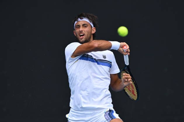 TENNIS AUSTRALIAN OPEN, Thiago Agustin Tirante of Argentina in action during the Men™s 1st round match against Aleksandar Vukic of Australia on day 2 of the 2026 Australian Open tennis tournament at Melbourne Park in Melbourne, Monday, January 19, 2026. ( NO ARCHIVING MELBOURNE VICTORIA AUSTRALIA  Copyright: xJAMESxROSSx 20260119154497782836