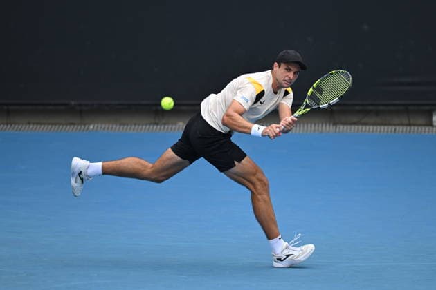 TENNIS AUSTRALIAN OPEN, Aleksandar Vukic of Australia in action during the Men™s 1st round match against Thiago Agustin Tirante of Argentina on day 2 of the 2026 Australian Open tennis tournament at Melbourne Park in Melbourne, Monday, January 19, 2026. ( NO ARCHIVING MELBOURNE VICTORIA AUSTRALIA  Copyright: xJAMESxROSSx 20260119124378715955