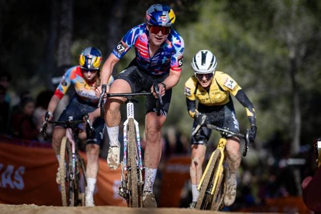 British Zoe Backstedt pictured in action during the women s Elite race at the cyclocross cycling event in Benidorm, Spain, Sunday 18 January 2026, stage 10 12 in the UCI World Cup competition. DAVIDxPINTENS  x156943545x