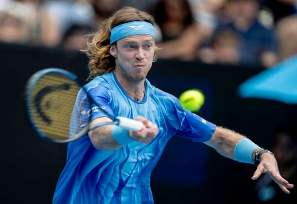 (260119) -- MELBOURNE, Jan. 19, 2026 -- Andrey Rublev of Russia hits a return during the men s singles 1st round match against Matteo Arnaldi of Italy at the Australian Open tennis tournament in Melbourne, Australia, Jan. 19, 2026. (Photo by Xinhua) (SP)AUSTRALIA-MELBOURNE-TENNIS-AUSTRALIAN OPEN-MEN S SINGLES-DAY 2 HuxJingchen 