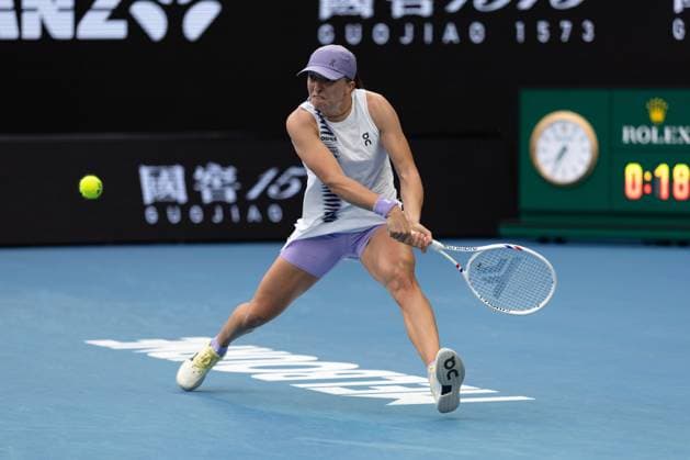 Iga Swiatek during her first round match Australian Open tennis tournament, Day Two, Melbourne Park, Australia - 19 Jan 2026Melbourne Melbourne Park Victoria (VIC) Australia  Copyright: xEllaxLing Shutterstockx 16303000f