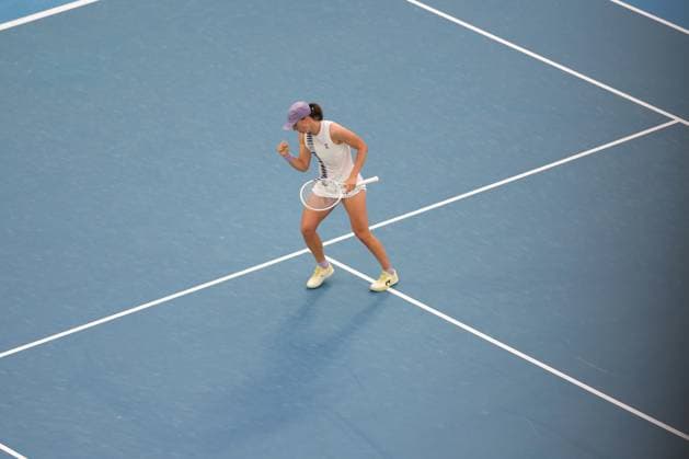 Iga Swiatek wins the first set during her first round match Australian Open tennis tournament, Day Two, Melbourne Park, Australia - 19 Jan 2026Melbourne Melbourne Park Victoria (VIC) Australia  Copyright: xRachelxBach Shutterstockx 16303002cq