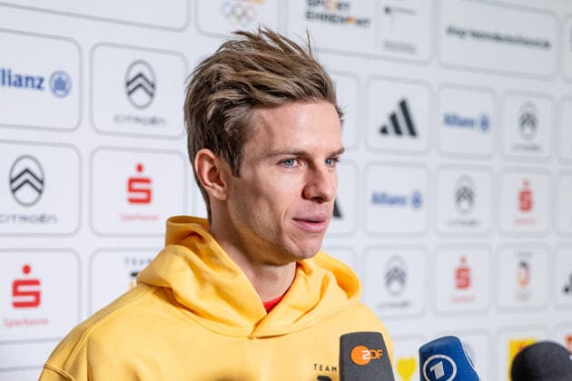 Andreas Wellinger (DOSB-Olympiakader Deutscher Ski Verband DSV, Skispringen) beim Interview Portrait Portraet GER, DOSB Olympia-Einkleidung Team Deutschland, Mailand Cortina 2026, 19.01.2026. GER, DOSB Olympia-Einkleidung Team Deutschland, Mailand Cortina 2026, 19.01.2026. Muenchen *** Andreas Wellinger DOSB Olympic Squad German Ski Association DSV, Ski Jumping Interview Portrait Portraet GER, DOSB Olympic Dressing Team Germany, Milan Cortina 2026, 19 01 2026 GER, DOSB Olympic Dressing Team Germany, Milan Cortina 2026, 19 01 2026 Munich Copyright: xEibner-Pressefoto FranzxFeinerx EP_HFR