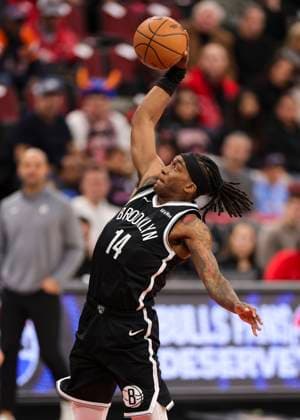 (260119) -- CHICAGO, Jan. 19, 2026 -- Brooklyn Nets Terance Mann drives to the basket during the 2025-2026 NBA, Basketball Herren, USA regular season basketball game between Brooklyn Nets and Chicago Bulls at United Center in Chicago, the United States, Jan. 18, 2026. (Photo by Xinhua) (SP)U.S.-CHICAGO-BASKETBALL-NBA-NETS VS BULLS JoelxLerner 