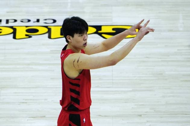 (260119) -- SACRAMENTO, Jan. 19, 2026 -- Portland Trail Blazers Yang Hansen reacts during the 2025-2026 NBA, Basketball Herren, USA regular season basketball game between Portland Trail Blazers and Sacramento Kings in Sacramento, the United States, Jan. 18, 2026. ) (SP)U.S.-SACRAMENTO-BASKETBALL-NBA-BLAZERS VS KINGS WuxXiaoling 