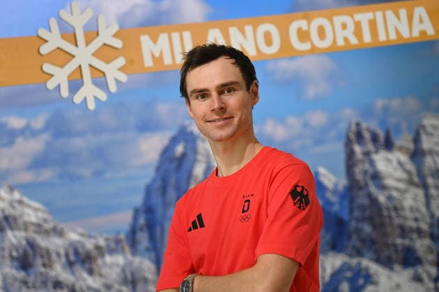 Vinzenz GEIGER (GER),Nordische Kombination. vor Alpenkulisse,Dolomiten. Einzelbild,angeschnittenes Einzelmotiv, Halbfigur,halbe Figur. Einkleidung der Deutschen Olympiamannschaft, Einkleidung Team Deutschland fuer die Winterspiele 2026 in Mailand und Cortina am 19.01.2026, *** Vinzenz GEIGER GER ,Nordic combined in front of alpine scenery,Dolomites single picture,cropped single motif, half figure,half figure Dressing of the German Olympic team, Dressing Team Germany for the Winter Games 2026 in Milan and Cortina on 19 01 2026,