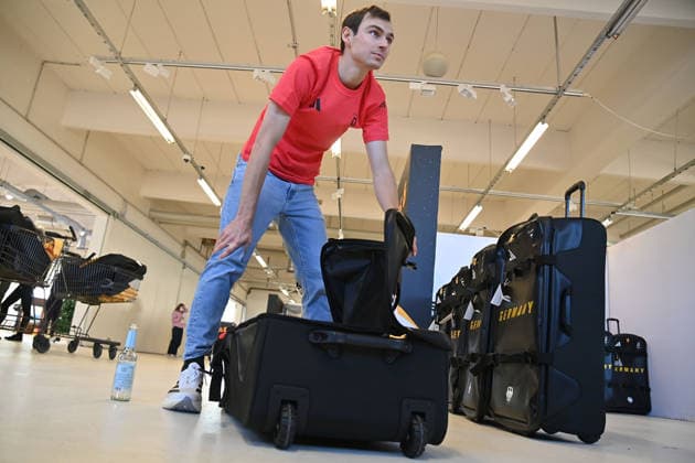 Vinzenz GEIGER (GER),Nordische Kombination. Einkleidung der Deutschen Olympiamannschaft, Einkleidung Team Deutschland fuer die Winterspiele 2026 in Mailand und Cortina am 19.01.2026, *** Vinzenz GEIGER GER ,Nordic Combined Dressing of the German Olympic Team, Dressing Team Germany for the 2026 Winter Games in Milan and Cortina on 19 01 2026,