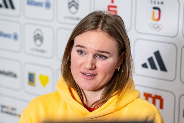 Emma Aicher (DOSB-Olympiakader Deutscher Ski Verband DSV, Ski Alpin, SC Mahlstetten) beim Interview Portrait Portraet GER, DOSB Olympia-Einkleidung Team Deutschland, Mailand Cortina 2026, 19.01.2026. GER, DOSB Olympia-Einkleidung Team Deutschland, Mailand Cortina 2026, 19.01.2026. Muenchen *** Emma Aicher DOSB Olympic squad German Ski Association DSV, Alpine Skiing, SC Mahlstetten at the interview Portrait Portrait GER, DOSB Olympia Einkleidung Team Deutschland, Mailand Cortina 2026, 19 01 2026 GER, DOSB Olympia Einkleidung Team Deutschland, Mailand Cortina 2026, 19 01 2026 Munich Copyright: xEibner-Pressefoto FranzxFeinerx EP_HFR