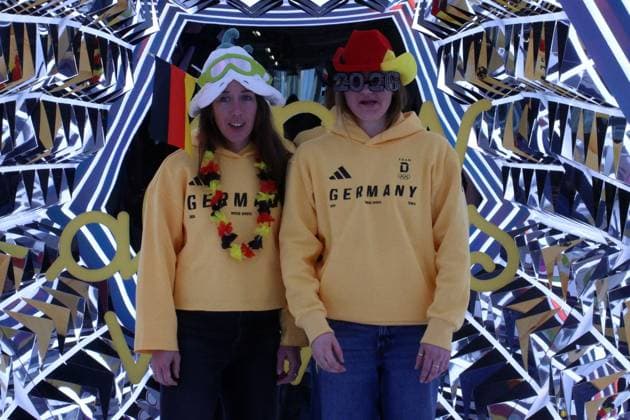 MUENCHEN, GERMANY- JANUARY 19: Kira Weidle-Winkelmann (Alpine skiing) and Emma Aicher (Alpine skiing, left) posing with a Team Germany style and flags at the Team Germany kit fitting for the Milano Cortina 2026 Olympic Games, Olympische Spiele, Olympia, OS on January 19, 2026 in Munich, Germany. Bavaria Germany Copyright: xPhotographer:xNilsxKoepkex
