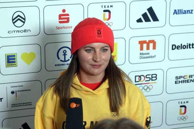 MUENCHEN, GERMANY- JANUARY 19: Interview with Ramona Hofmeister (Snowboard) at the Team Germany kit fitting for the Milano Cortina 2026 Olympic Games, Olympische Spiele, Olympia, OS on January 19, 2026 in Munich, Germany. Bavaria Germany Copyright: xPhotographer:xNilsxKoepkex