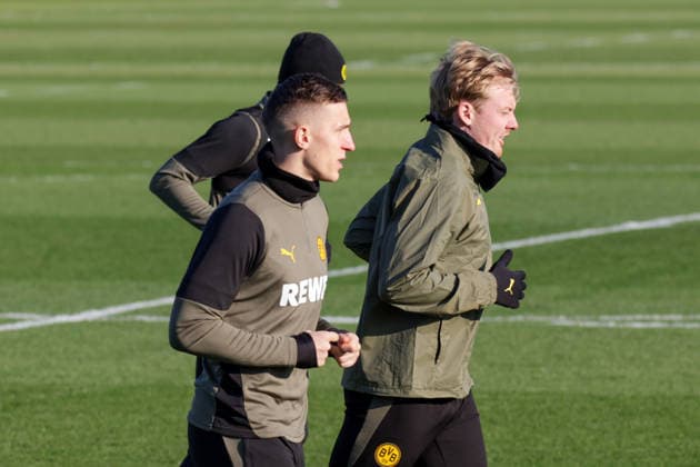 19 01 2026, xgrfx, Football UEFA Champions League, Borussia Dortmund Training v l Nico Schlotterbeck, Jule Brandt Borussia Dortmund DFL DFB REGULATIONS PROHIBIT ANY USE OF PHOTOGRAPHS as IMAGE SEQUENCES and or QUASI VIDEO Dortmund