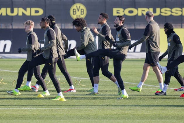 19 01 2026, xgrfx, Football UEFA Champions League, Borussia Dortmund Training v l Daniel Svensson, Filippo Mane, Karim Adeyemi, Felix Nmecha, Ramy Bensebaini Borussia Dortmund DFL DFB REGULATIONS PROHIBIT ANY USE OF PHOTOGRAPHS as IMAGE SEQUENCES and or QUASI VIDEO Dortmund
