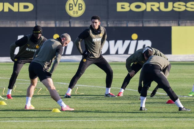 19 01 2026, xgrfx, Football UEFA Champions League, Borussia Dortmund Training v l Jobe Bellingham Borussia Dortmund DFL DFB REGULATIONS PROHIBIT ANY USE OF PHOTOGRAPHS as IMAGE SEQUENCES and or QUASI VIDEO Dortmund