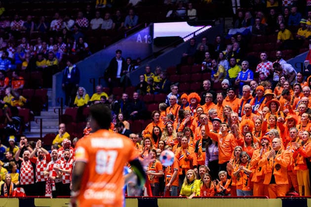 260119 Fans of the Netherlands during the EHF European Handball Championship preliminary round match between the Netherlands and Croatia on January 19, 2026 in Malmö Photo Petter Arvidson BILDBYRAN kod PA PA1126 handball handball handballs em 2026 nederländerna netherlands croatia kroatien ehf european handball championship bbeng grappa33 publik  Copyright: PETTERxARVIDSON BB260119PA013