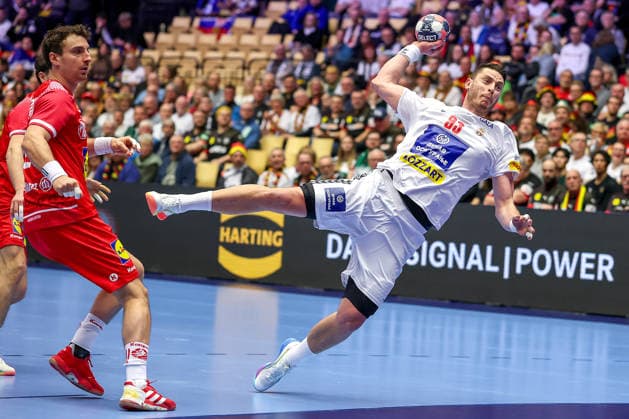 19 01 2026, Handball, Men s EHF EURO 2026, Austria Serbia, Jyske Bank Boxen in Herning, Denmark, Preliminary Round Mijajlo Marsenic Serbia 93 Denmark