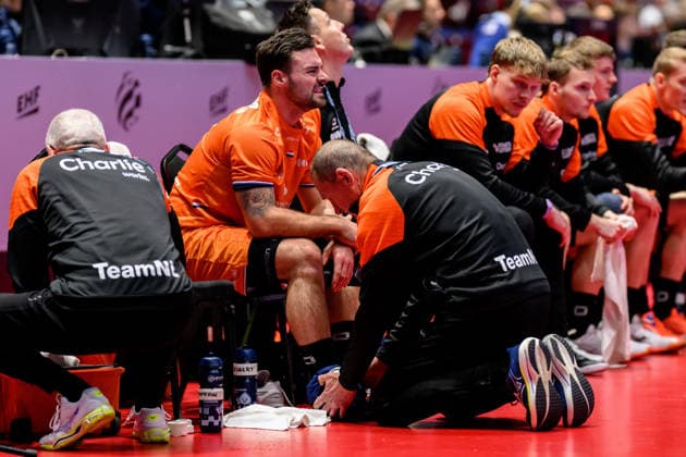 260119 Dani Baijens of the Netherlands in pain during the EHF European Handball Championship preliminary round match between the Netherlands and Croatia on January 19, 2026 in Malmö Photo Petter Arvidson BILDBYRAN kod PA PA1126 handball handboll handball handbolls em 2026 nederländerna netherlands croatia kroatien ehf european handball championship bbeng grappa33  Copyright: PETTERxARVIDSON BB260119PA039