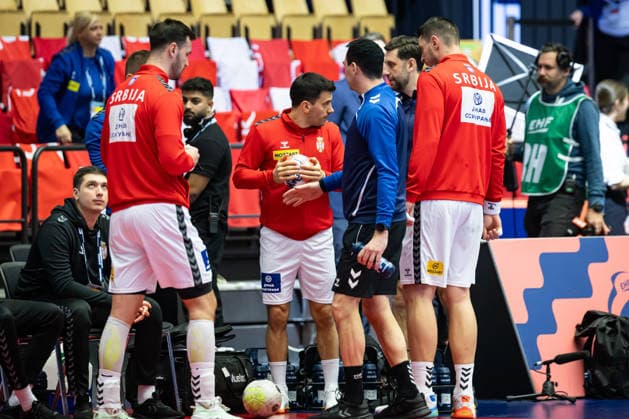 HERNING, DENMARK - JANUARY 19: team Serbia during warm up during the EHF EURO 2026 match between Austria vs Serbia at Jyske Bank Boxen Arena on matchday 3 of the Group Matches Group A on January 19, 2026 in Herning, Denmark. Midtjylland Denmark Copyright: xMarioxM.xKobergx