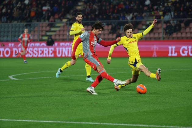 Cremonese s Tommaso Barbieri during the Serie A soccer match between Cremonese and Hellas Verona at the Giovanni Zini Stadium in Cremona Italy - 19 january 2026. - Soccer .  Copyright: xAlbertoxMariani LaPressex
