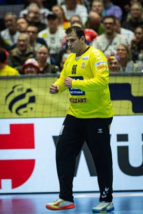 HERNING, DENMARK - JANUARY 19: goalie celebration joy after saved ball Dejan Milosavljev (Serbia, 96) during the EHF EURO 2026 match between Austria vs Serbia at Jyske Bank Boxen Arena on matchday 3 of the Group Matches Group A on January 19, 2026 in Herning, Denmark. Midtjylland Denmark Copyright: xMarioxM.xKobergx