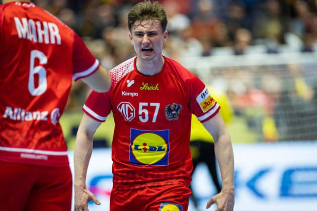 HERNING, DENMARK - JANUARY 19: celebration goal celebration Jakob Nigg (Austria, 57) during the EHF EURO 2026 match between Austria vs Serbia at Jyske Bank Boxen Arena on matchday 3 of the Group Matches Group A on January 19, 2026 in Herning, Denmark. Midtjylland Denmark Copyright: xMarioxM.xKobergx
