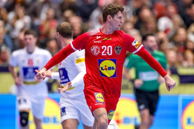 19 01 2026, Handball, Men s EHF EURO 2026, Austria Serbia, Jyske Bank Boxen in Herning, Denmark, Preliminary Round Sebastian Frimmel Austria 20 Denmark