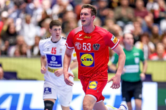 19 01 2026, Handball, Men s EHF EURO 2026, Austria Serbia, Jyske Bank Boxen in Herning, Denmark, Preliminary Round Mykola Bilyk Austria 53 Denmark