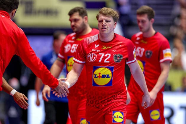 19 01 2026, Handball, Men s EHF EURO 2026, Austria Serbia, Jyske Bank Boxing in Herning, Denmark, Preliminary Round Lukas Hutecek Austria 72 Tobias Wagner Austria 55 Mykola Bilyk Austria 53 Disappointed Disappointment Denmark