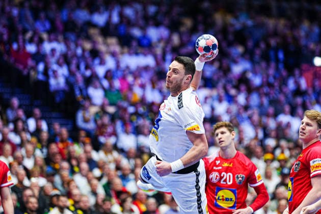 Throw Goal Mijajlo Marsenic Serbia, 93 DEN, Austria vs Serbia, Handball, EHF European Championship 2026, Group A, Matchday 3, 19 01 2026 DEN, Austria vs Serbia, Handball, EHF European Championship 2026, Group A, Matchday 3, 19 01 2026 Herning Copyright: xEibner-Pressefoto MarcelxvonxFehrnx EP_MFN