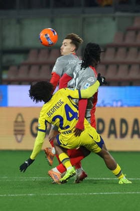Cremonese s Jari Vandeputte during the Serie A soccer match between Cremonese and Hellas Verona at the Giovanni Zini Stadium in Cremona Italy - 19 january 2026. - Soccer .  Copyright: xAlbertoxMariani LaPressex