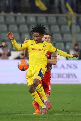 VeronaÕs Gift Orban during the Serie A soccer match between Cremonese and Hellas Verona at the Giovanni Zini Stadium in Cremona Italy - 19 january 2026. - Soccer .  Copyright: xAlbertoxMariani LaPressex