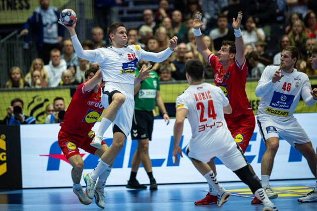 HERNING, DENMARK - JANUARY 19: Stefan Dodic (Serbia, 40) in attack during the EHF EURO 2026 match between Austria vs Serbia at Jyske Bank Boxen Arena on matchday 3 of the Group Matches Group A on January 19, 2026 in Herning, Denmark. Midtjylland Denmark Copyright: xMarioxM.xKobergx