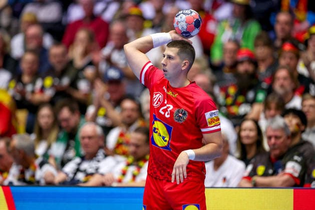 19 01 2026, Handball, Men s EHF EURO 2026, Austria Serbia, Jyske Bank Boxen in Herning, Denmark, Preliminary Round Nemanja Belos Austria 23 Denmark