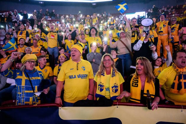 260119 Fans of Sweden ahead of the EHF European Handball Championship preliminary round match between Georgia and Sweden on January 19, 2026 in Malmö Photo Petter Arvidson BILDBYRAN kod PA PA1125 handball handball handball handballs em 2026 georgia sverige sweden ehf european handball championship georgia bbeng publik  Copyright: PETTERxARVIDSON BB260119PA103
