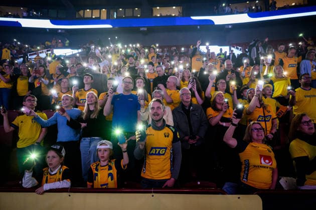 260119 Fans of Sweden ahead of the EHF European Handball Championship preliminary round match between Georgia and Sweden on January 19, 2026 in Malmö Photo Petter Arvidson BILDBYRAN kod PA PA1125 handball handball handball handballs em 2026 georgia sverige sweden ehf european handball championship georgia bbeng publik  Copyright: PETTERxARVIDSON BB260119PA106