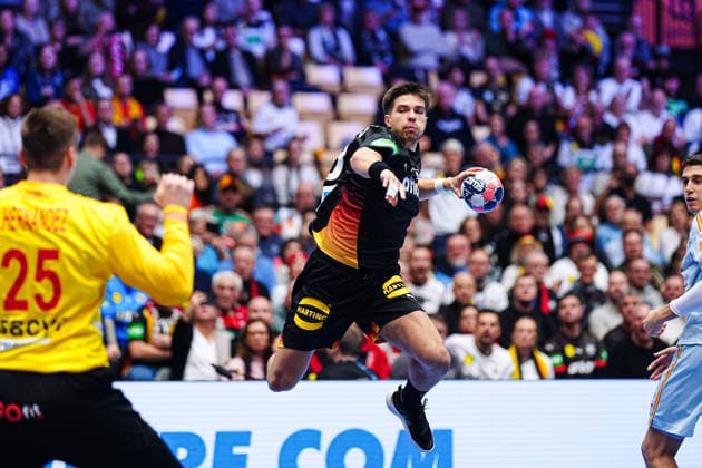Throw Goal Renars Uscins Germany, 23 DEN, Germany vs Spain, Handball, EHF European Championship 2026, Group A, Matchday 3, 19 01 2026 DEN, Germany vs Spain, Handball, EHF European Championship 2026, Group A, Matchday 3, 19 01 2026 Herning Copyright: xEibner-Pressefoto MarcelxvonxFehrnx EP_MFN