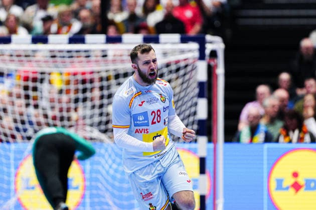 Goal celebration Aleix Gomez Spain, 28 DEN, Germany vs Spain, Handball, EHF European Championship 2026, Group A, Matchday 3, 19 01 2026 DEN, Germany vs Spain, Handball, EHF European Championship 2026, Group A, Matchday 3, 19 01 2026 Herning Copyright: xEibner-Pressefoto MarcelxvonxFehrnx EP_MFN