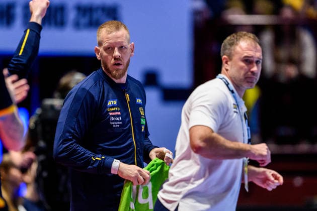 260119 Jim Gottfridsson and Head coach Michael Apelgren of Sweden during the EHF European Handball Championship preliminary round match between Georgia and Sweden on January 19, 2026 in Malmö Photo Petter Arvidson BILDBYRAN kod PA PA1125 handball handball handball handballs em 2026 georgien sverige sweden ehf european handball championship georgia bbeng  Copyright: PETTERxARVIDSON BB260119PA138