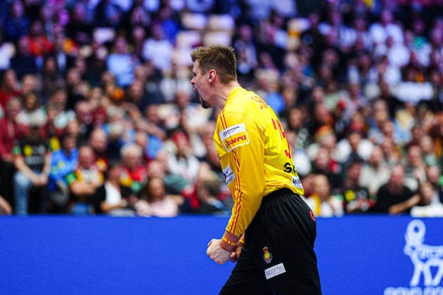 Cheering after Sergey Hernandez Spains save, 25 DEN, Germany vs Spain, Handball, EHF European Championship 2026, Group A, Matchday 3, 19 01 2026 DEN, Germany vs Spain, Handball, EHF European Championship 2026, Group A, Matchday 3, 19 01 2026 Herning Copyright: xEibner-Pressefoto MarcelxvonxFehrnx EP_MFN