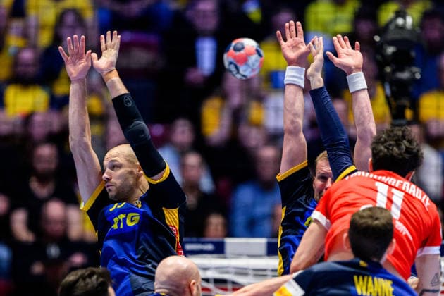 260119 Lukas Sandell and Max Darj of Sweden during the EHF European Handball Championship preliminary round match between Georgia and Sweden on January 19, 2026 in Malmö Photo Petter Arvidson BILDBYRAN kod PA PA1125 handball handball handball handballs em 2026 georgien sverige sweden ehf european handball championship georgia bbeng  Copyright: PETTERxARVIDSON BB260119PA161
